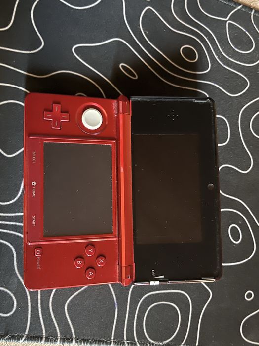 Нінтендо 3дс продам або обмін на пс віту з моєю доплатою