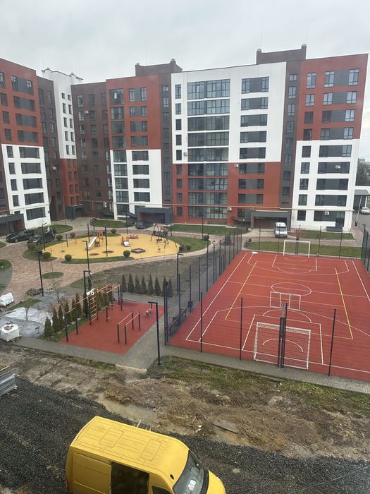 Продам квартиру 1кімнатна 41.3кв. жк «перший квартал»