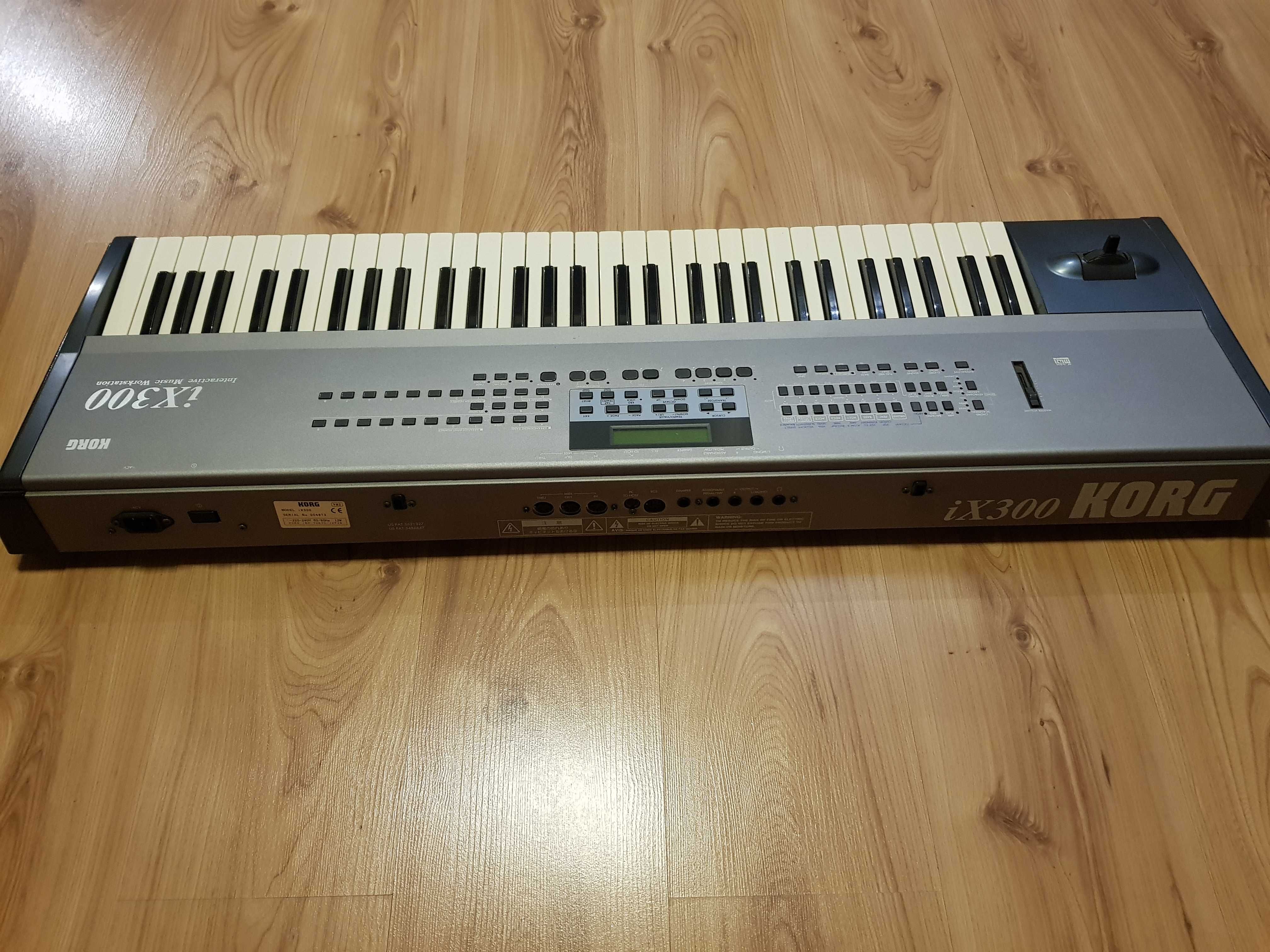 Korg  iX 300 sprzedam