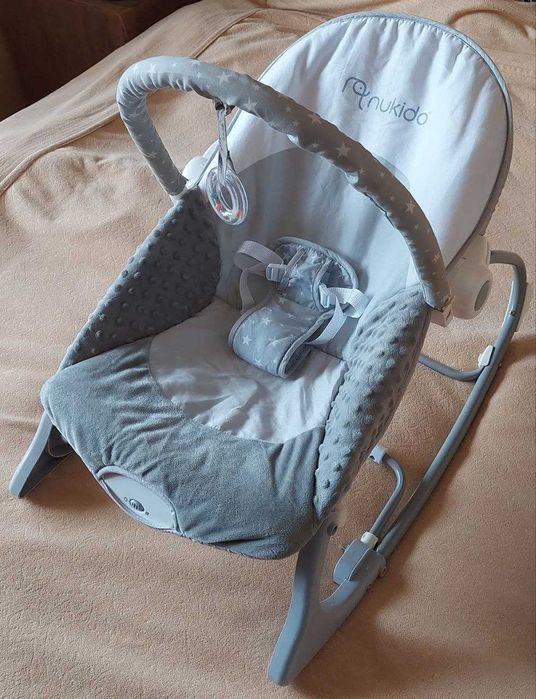 Дитяча коляска-гойдалка з вібрацією Nukido крісло шезлонг Стан нового!