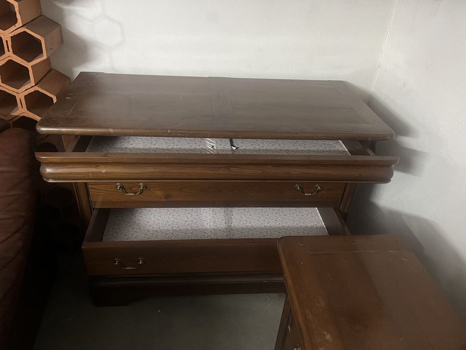 Conjunto mobília de quarto Luís Filipe