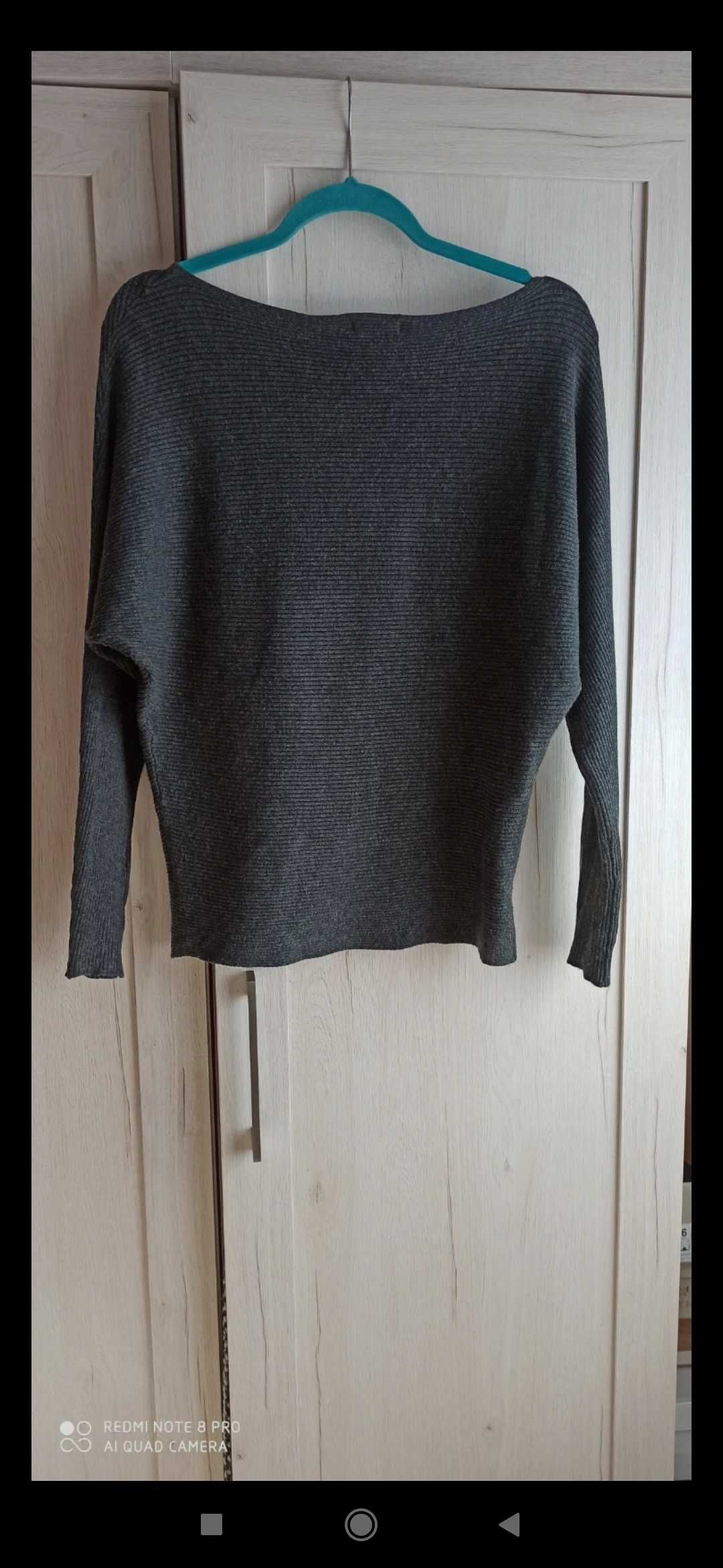 Sweterek 36/S Reserved