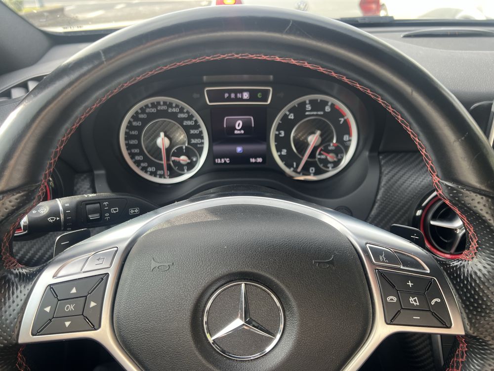 Mercedes A45 AMG