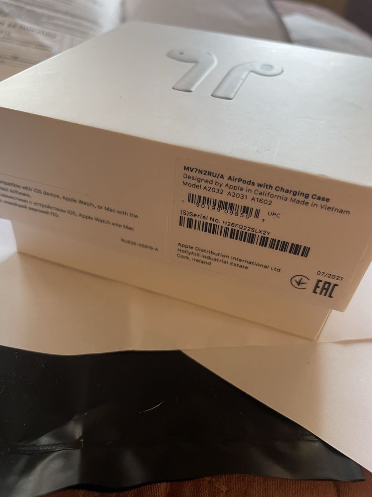 зарядный кейс AirPods 1/2-й генерации оригинал