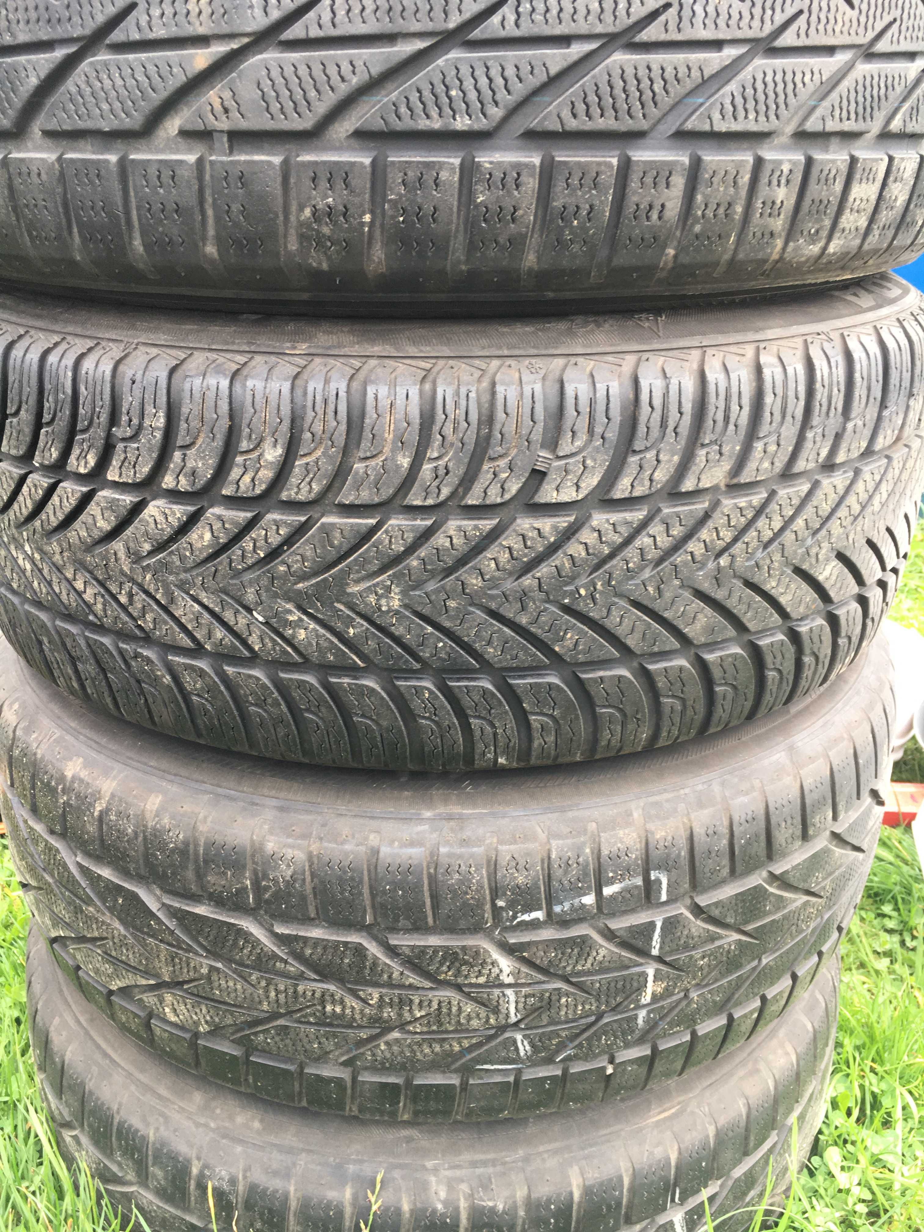 Opony zimowe TOYO z felgami - 205 x 55 x 16