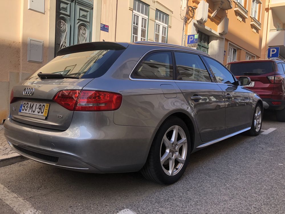 Audi A4 avant S-line