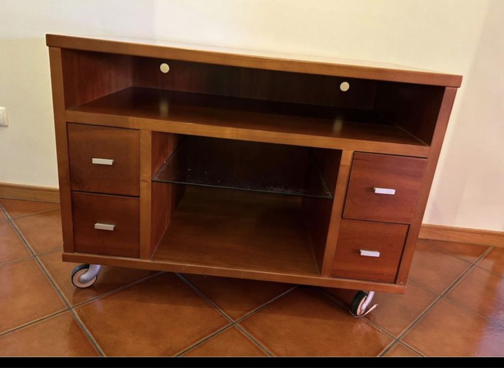 Movel de televisão