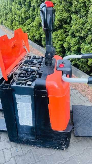 Wózek widłowy BT LPE240 długie widły