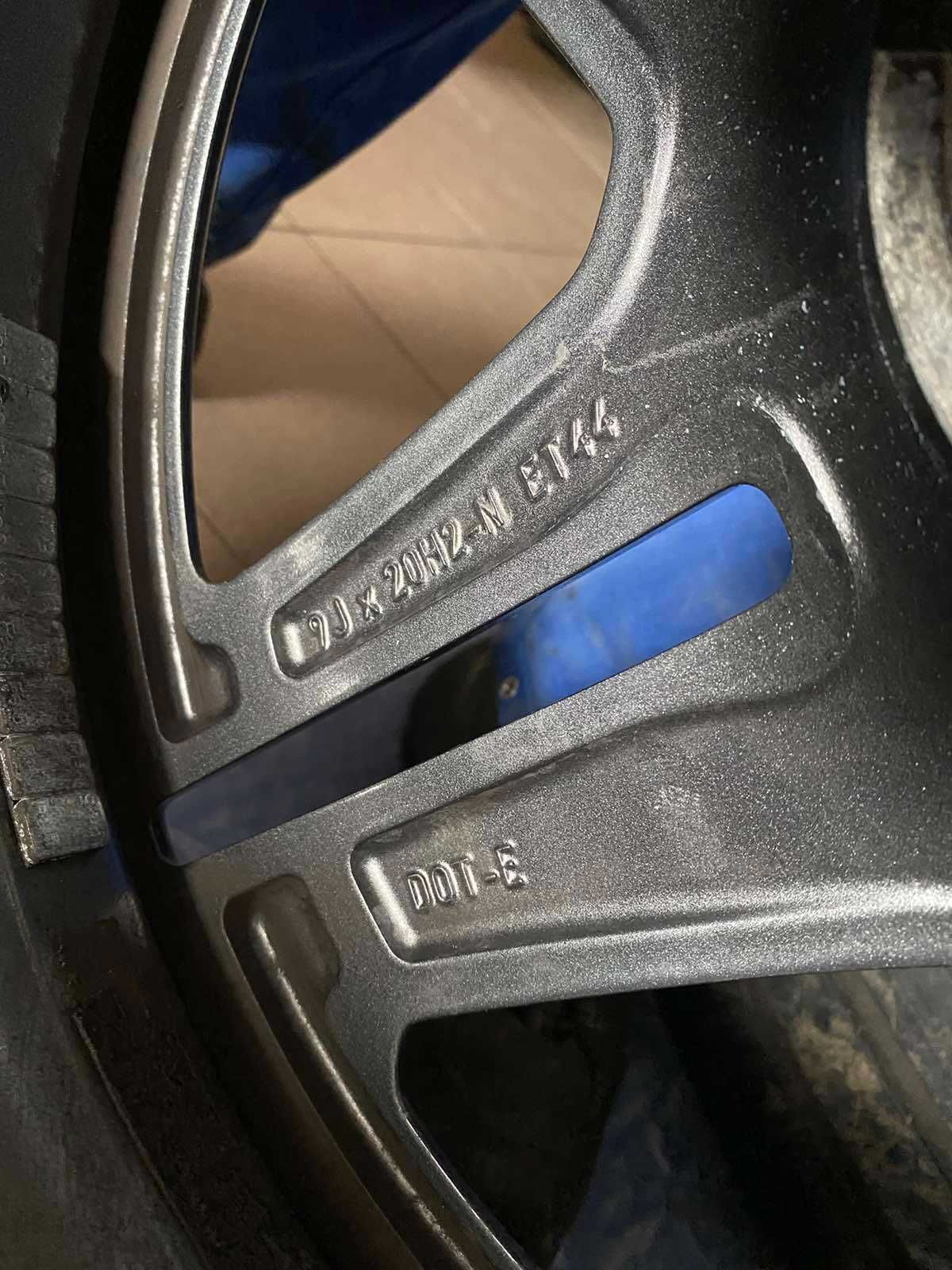 Колеса диски резина Mercedes-Benz R 20