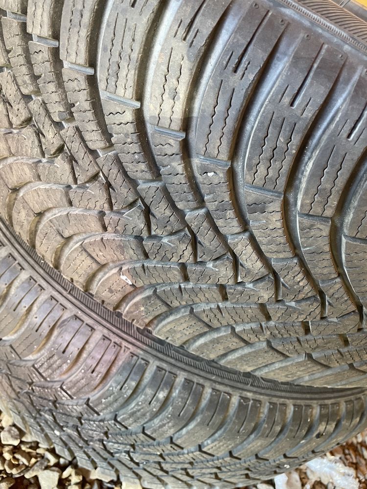 Opony zimowe Falken 215/50/R18