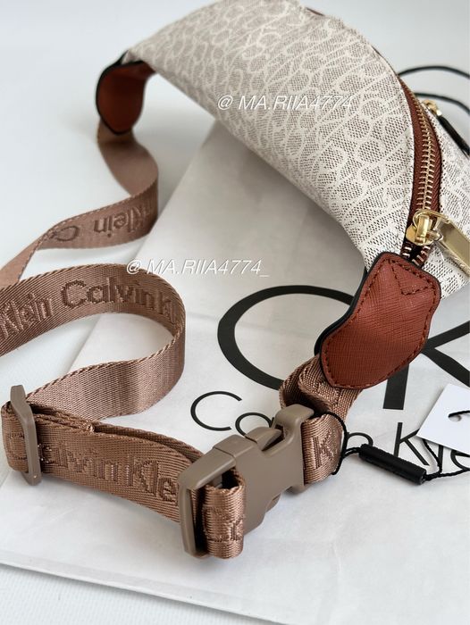 Бананка Calvin Klein