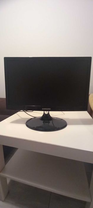 Telewizor Samsung 19 cali