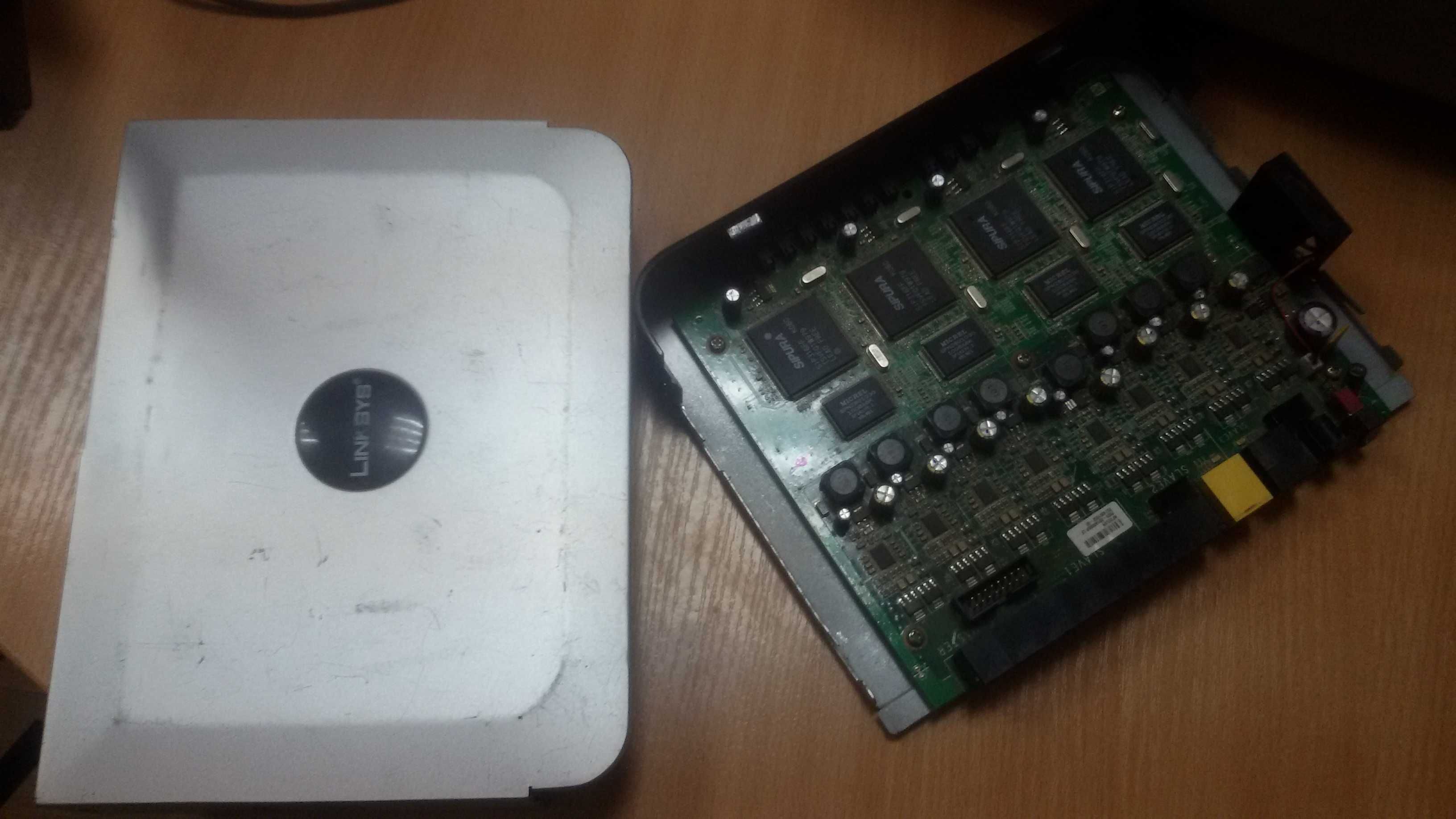 VoIP шлюз Linksys SPA8000