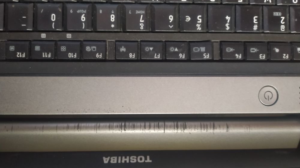 Laptop Toshiba sprawny