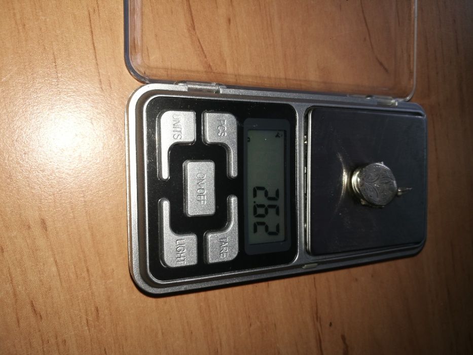 zawieszka srebrna sekretnik