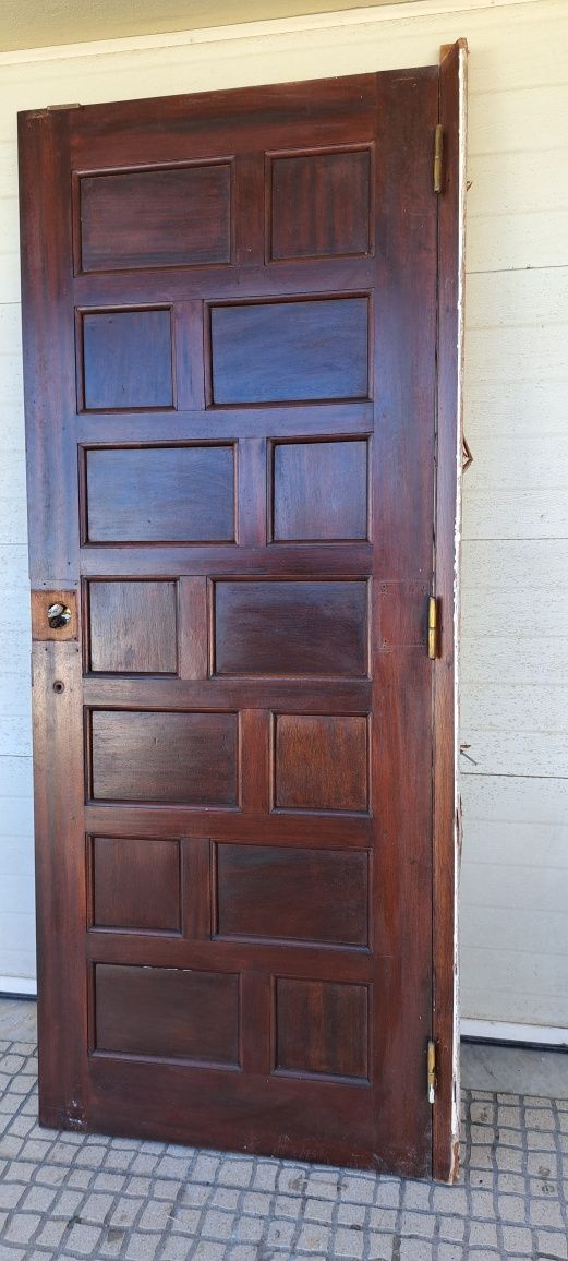 Porta esquerda madeira maciça exótica
