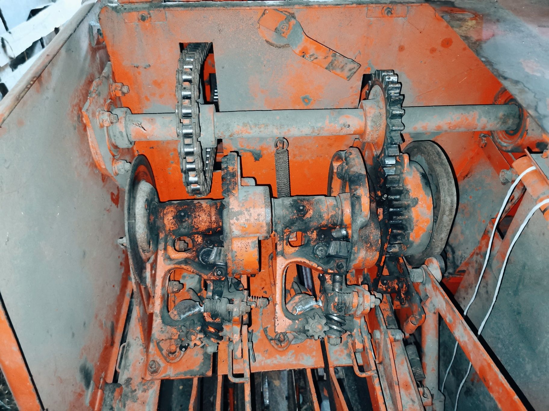 Prasa sipma z224 kostkująca do słomy