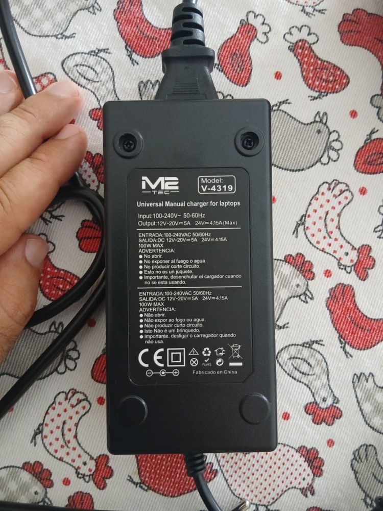 Carregador universal portatil 100W