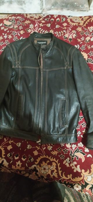 Продам кожаную куртку