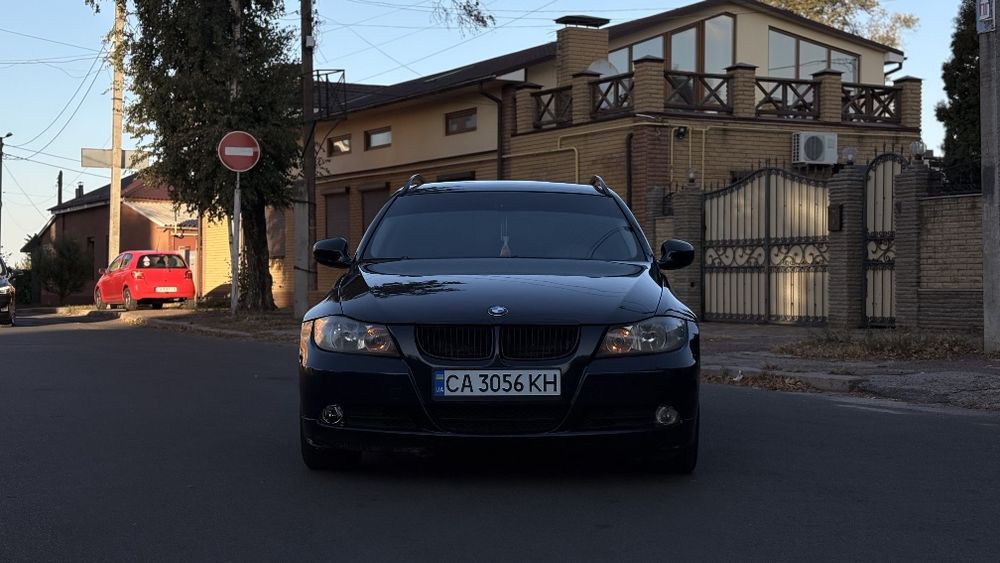 BMW e91 2007 2.0d