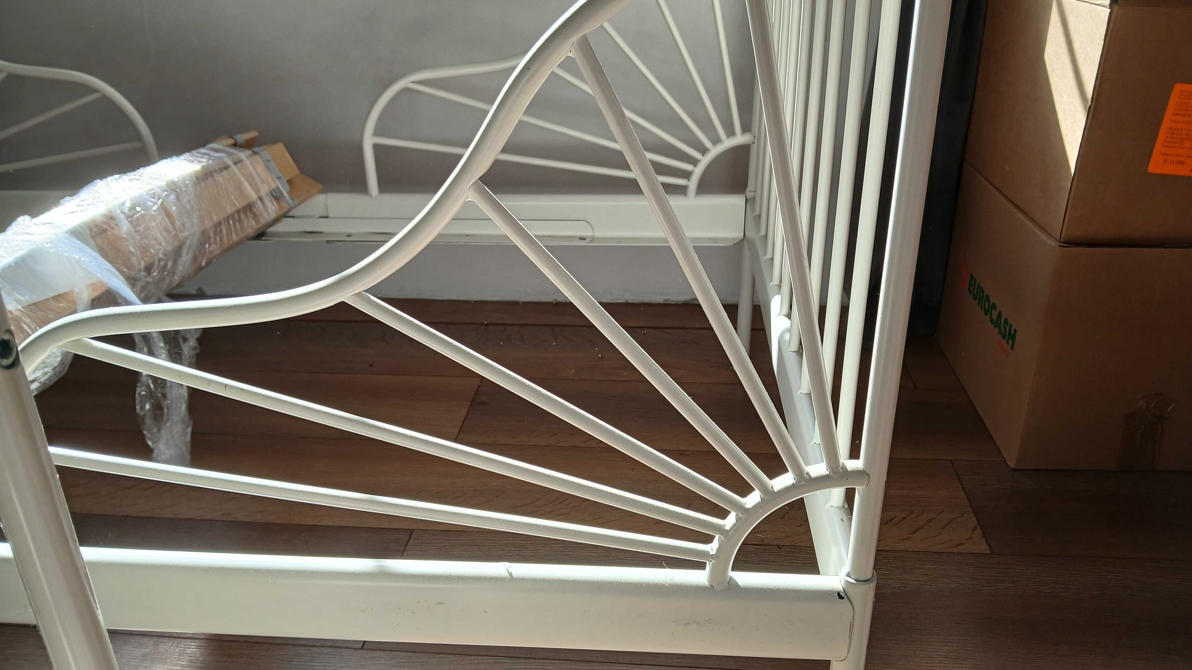 Łóżko ikea rosnace biale