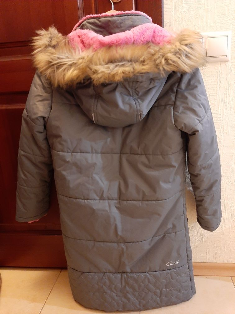 Куртка/пальто зимове Gusti на дівчинку 10 років 140 см
