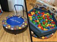 Батут - бассейн з кульками