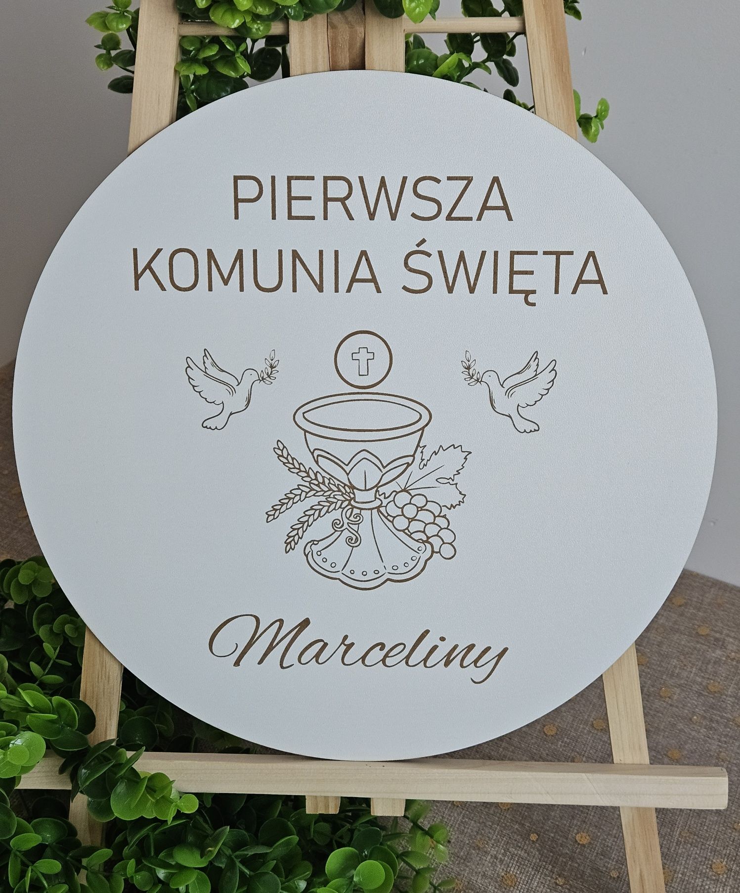 Tablica komunijna koło 50cm z imieniem grawerowane Komunia