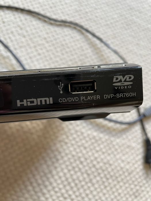 DVD плеер Sony DVP-SR760HP