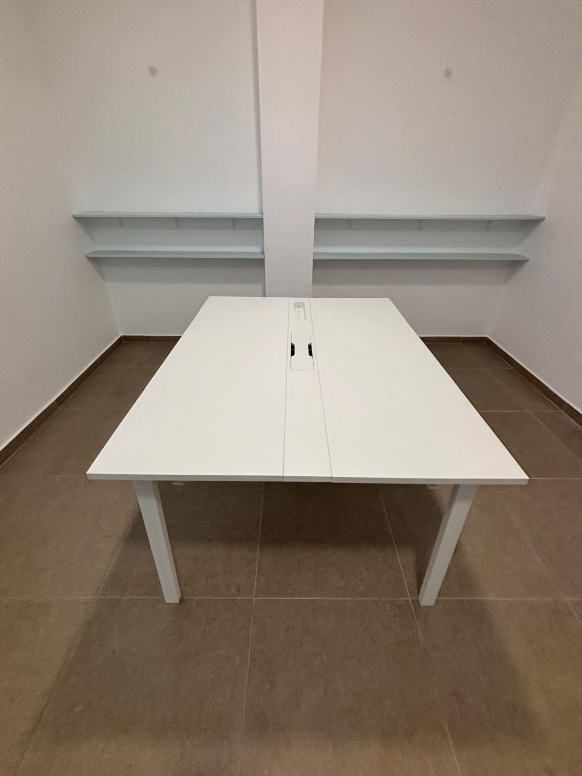 Secretaria de reuniões Ikea