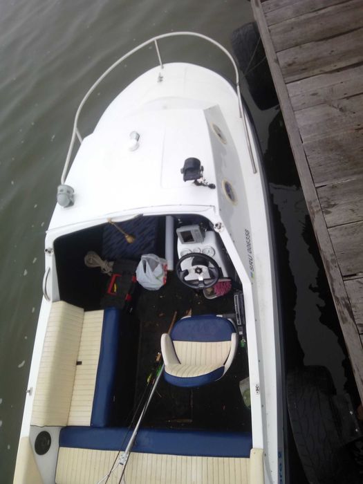 продам катер ладога 2м с меркурий 60 4такт-16 год