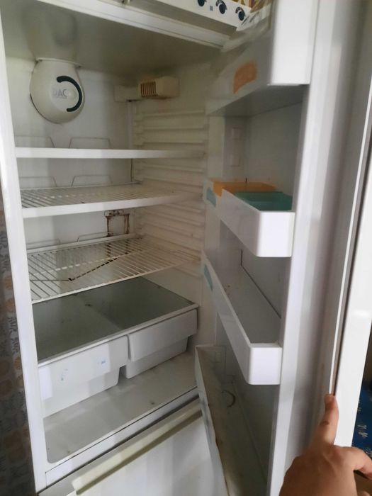 FRIGORÍFICO COMBINADO ZANUSSI ZFK.22/10.DAC