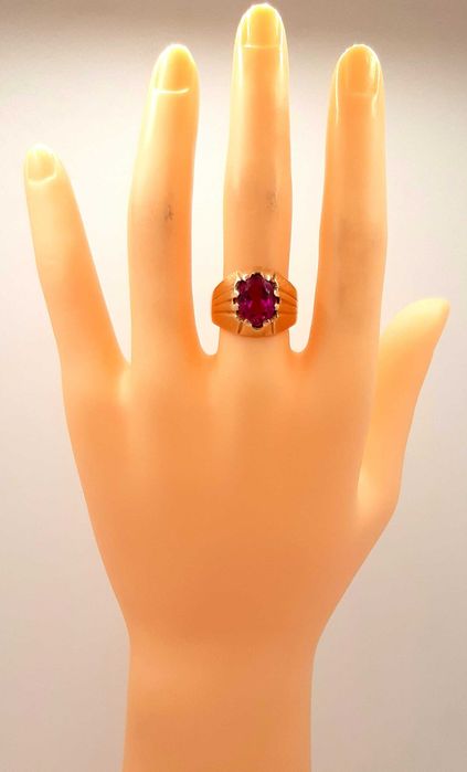 Złoty Sygnet damski z rubinem PR.585 W:7gr R.15 InterSKLEP