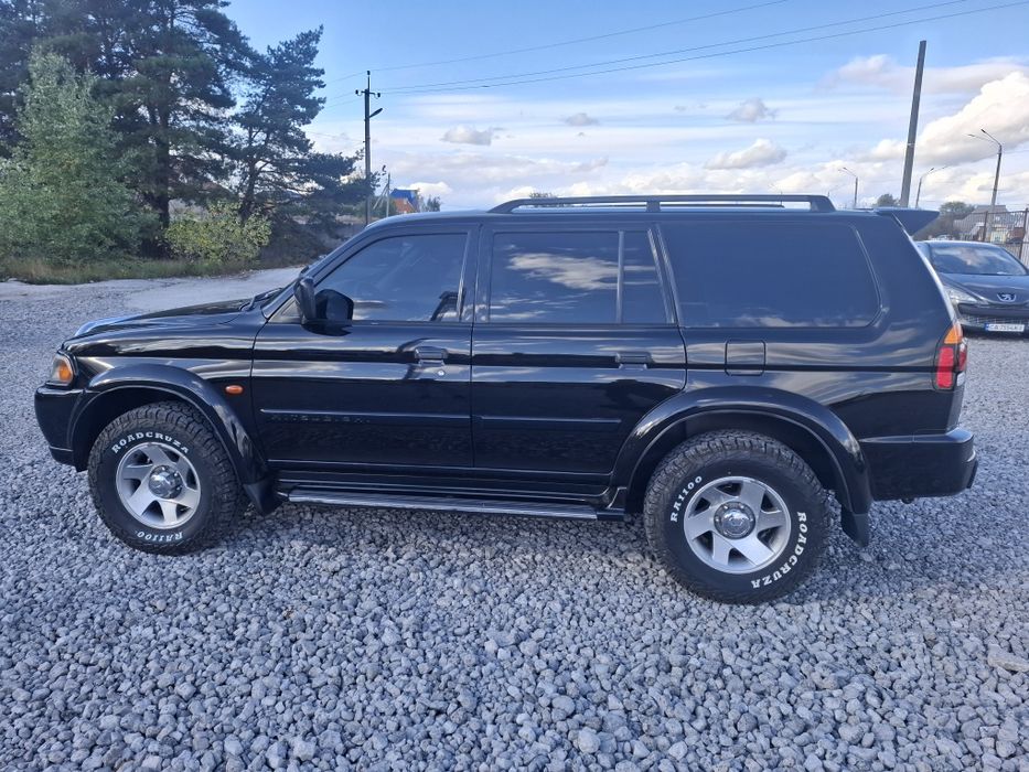 Mitsubishi pajero sport