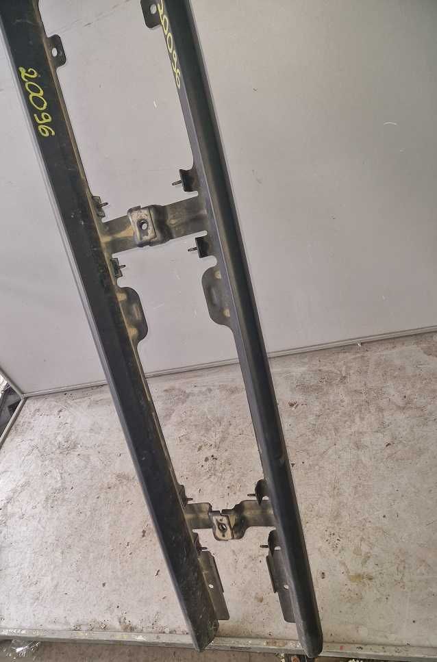Jeep Wrangler JL Rubicon Stopnie Progi Metalowe Prawy Lewy