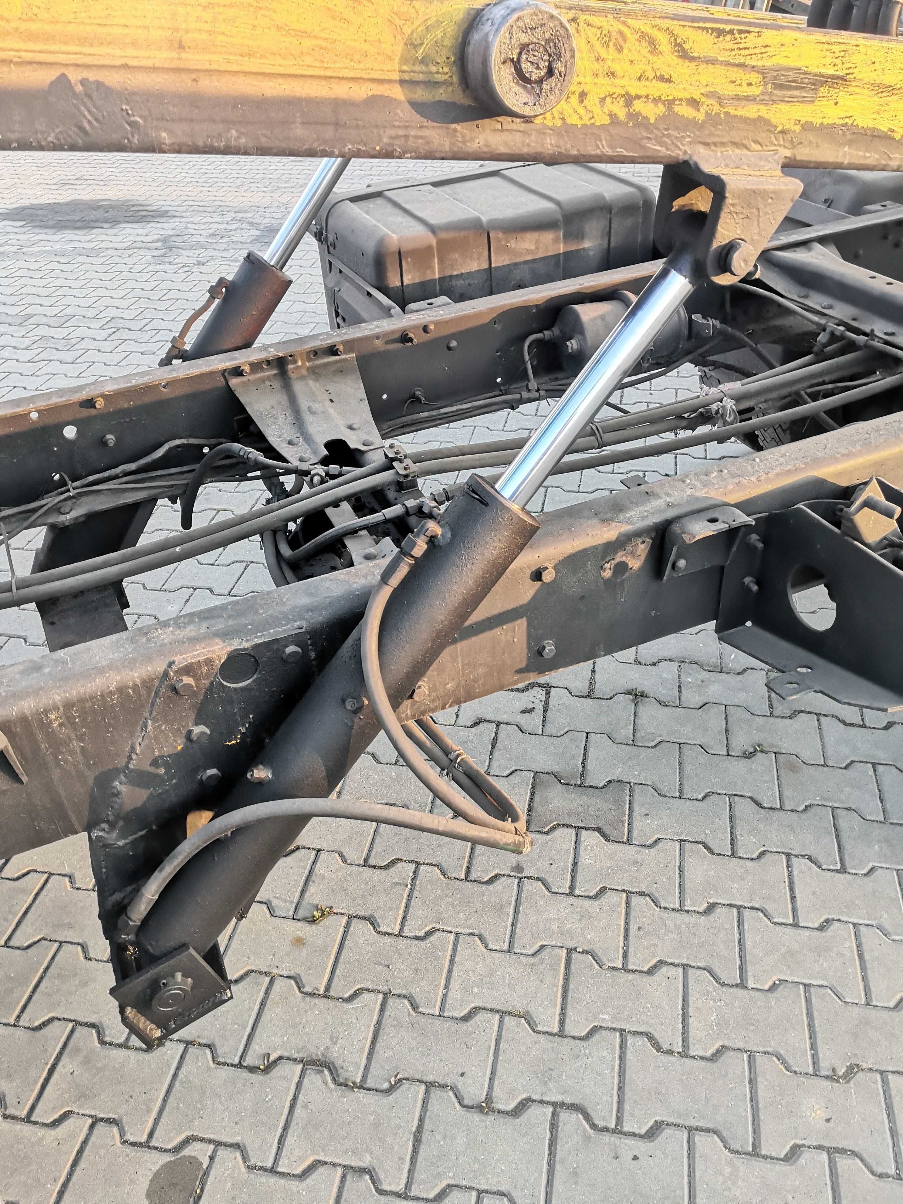 laweta RENAULT MIDLINER PŁYTA HYDRAULICZNA autolaweta pomoc drogowa