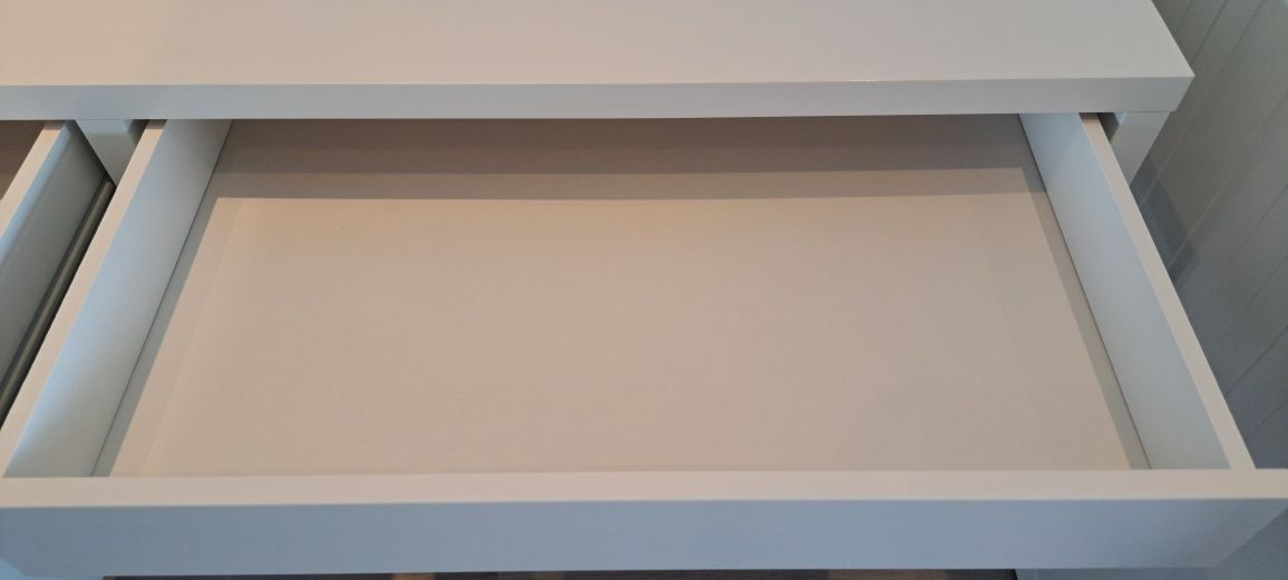 Secretária IKEA MICKE branca - excelente estado!