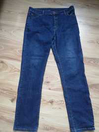 Męskie jeans 44L