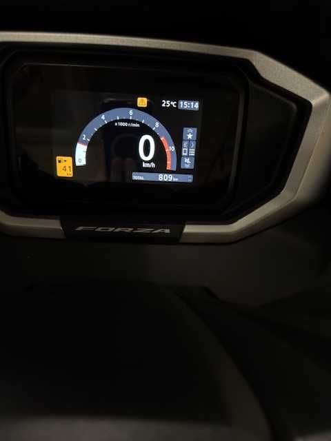 Honda Forza 350 11.2024 Modelo 2025