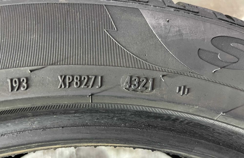 Шини Б/в 305.40.20 пара Pirelli