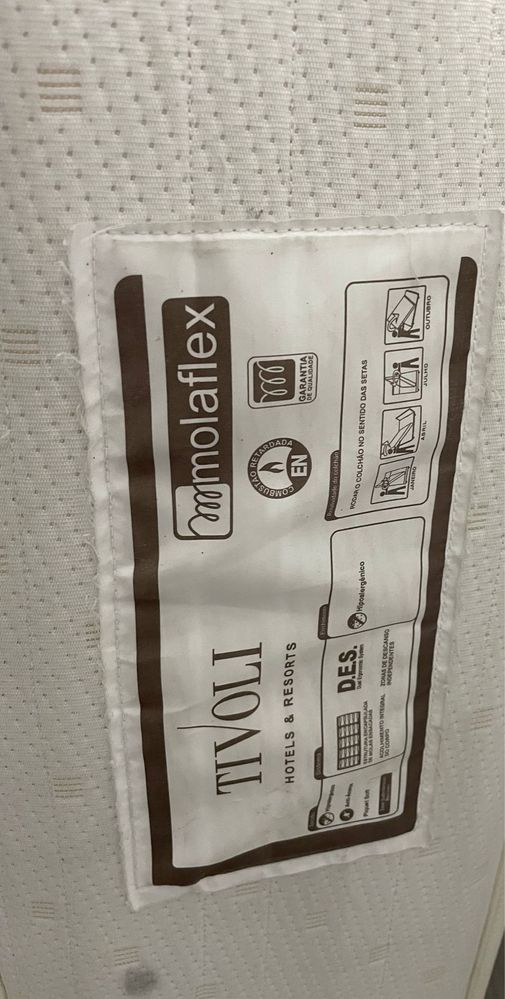 Colchão de casal Molaflex (1,75x2,00)