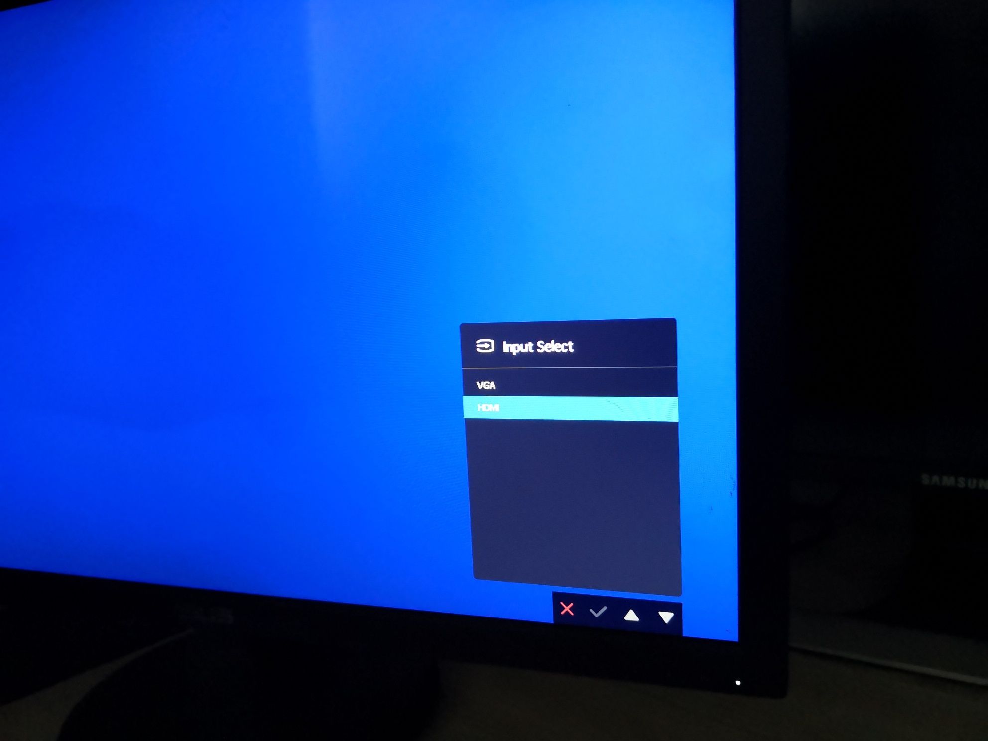 Monitor Asus 24 cale sprawny