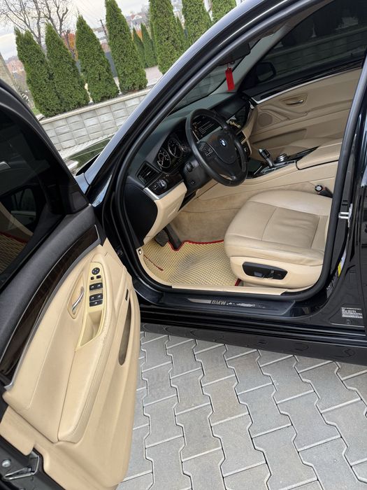 BMW 528 f10 , 2013 рік