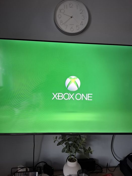 Xbox one 500gb sprzedam