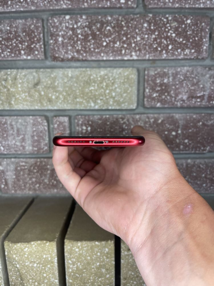 Iphone XR 128gb Red 100%, гарний стан