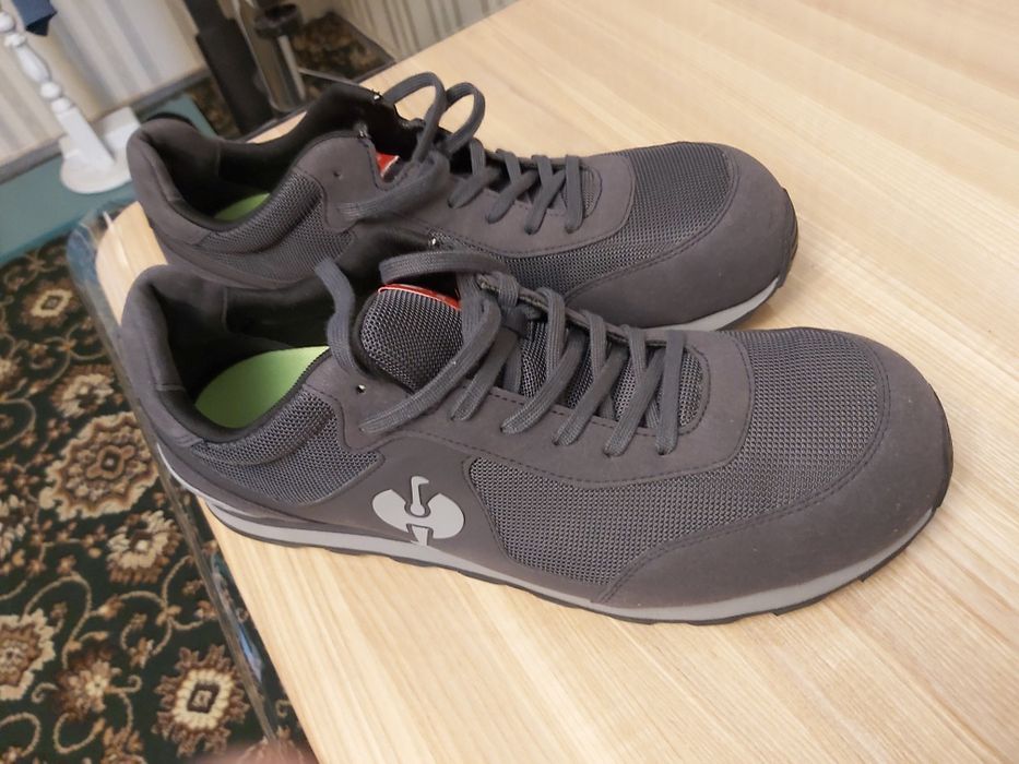 Кроссовки Strauss Engelbert, 49-51 размер, стелька 31-32 см , НОВЫЕ !!