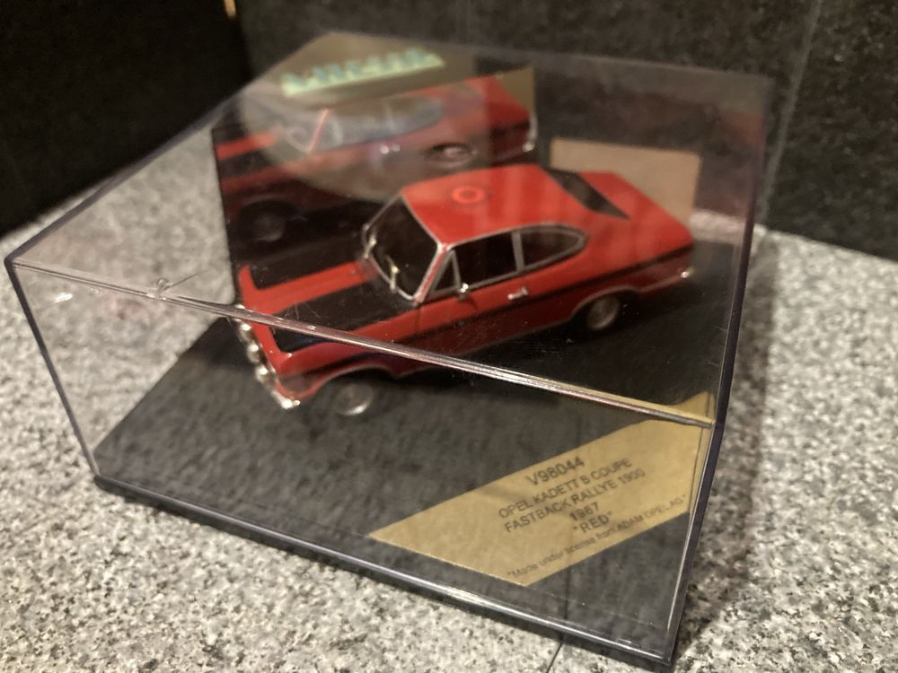 Miniatura Opel Kadett 1:43 vitesse