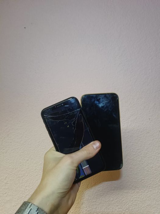 iPhone 11 128gb iCloud lock