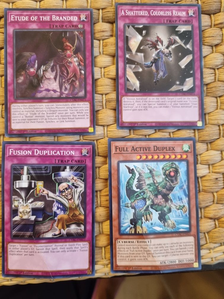 Karty Yu Gi Oh! Prosto ze Stanów