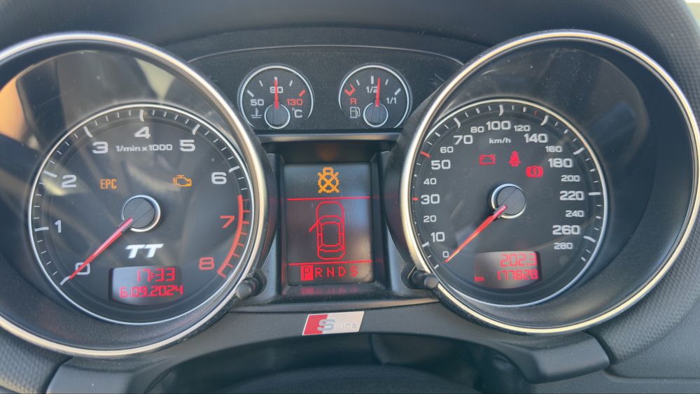 Audi TT Cabrio 2.0 Turbo • 200cv • Nacional • Excelente estado